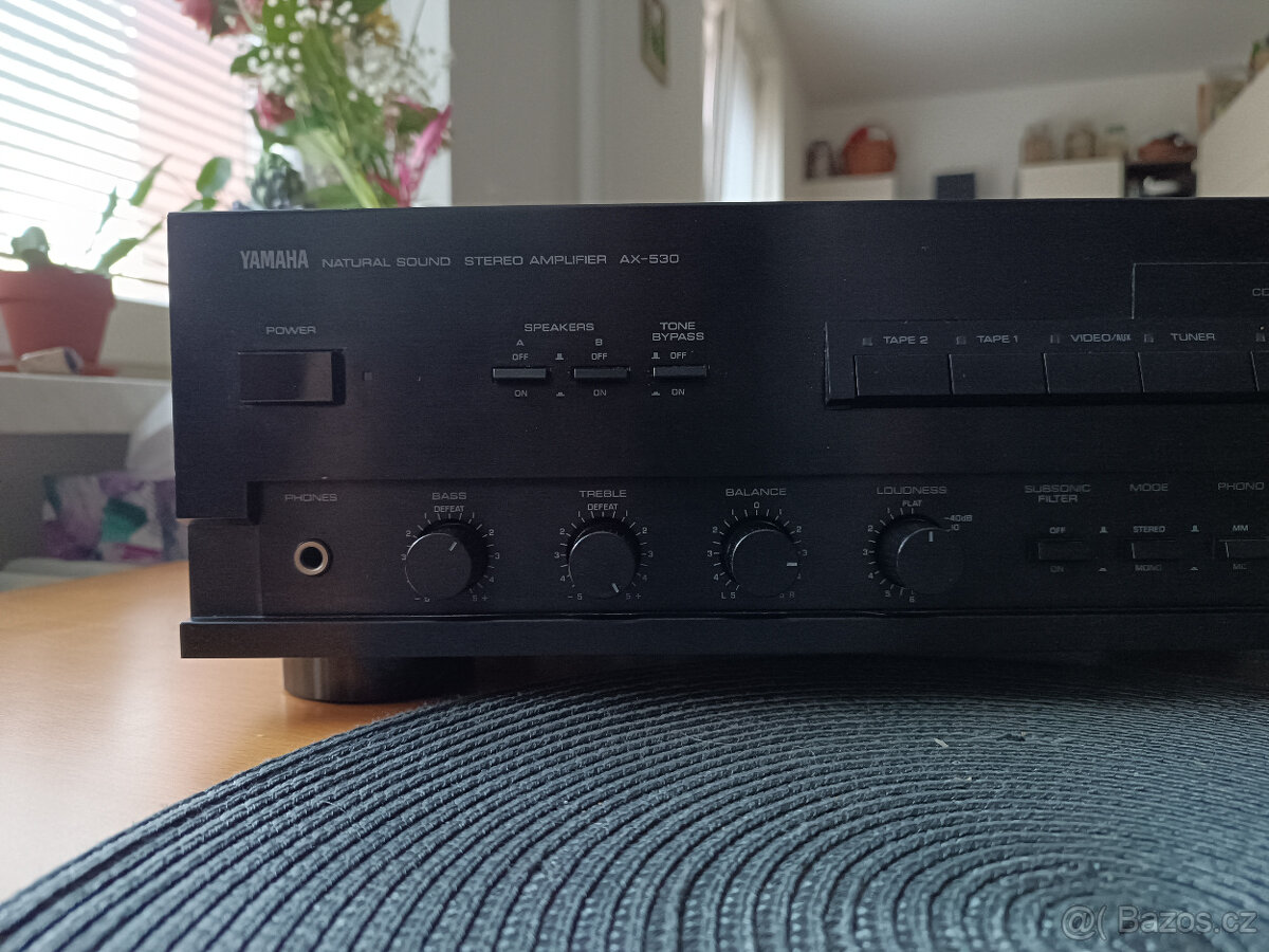 zesilovač Yamaha AX-530 - 4