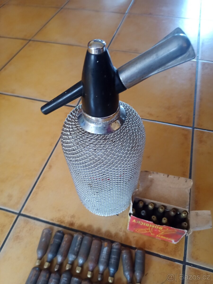Prodám sifónovou láhev - 4