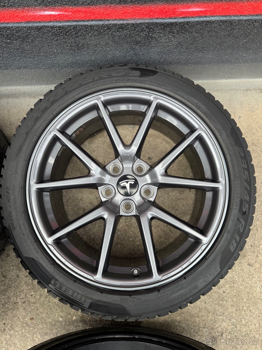 ZIMNÍ ALU SADA TESLA 3 R18 - 4