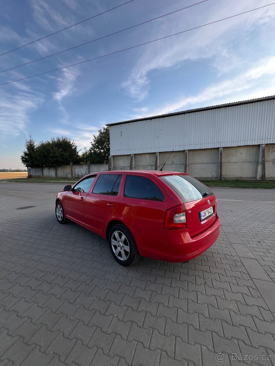 škoda octavia 1.6tdi 77kw - 4
