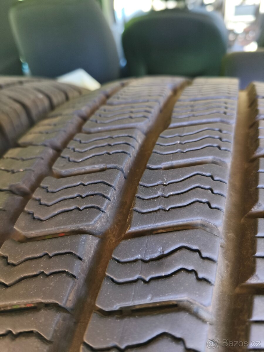 Barum snovanis 3 215/65-R16C - 4