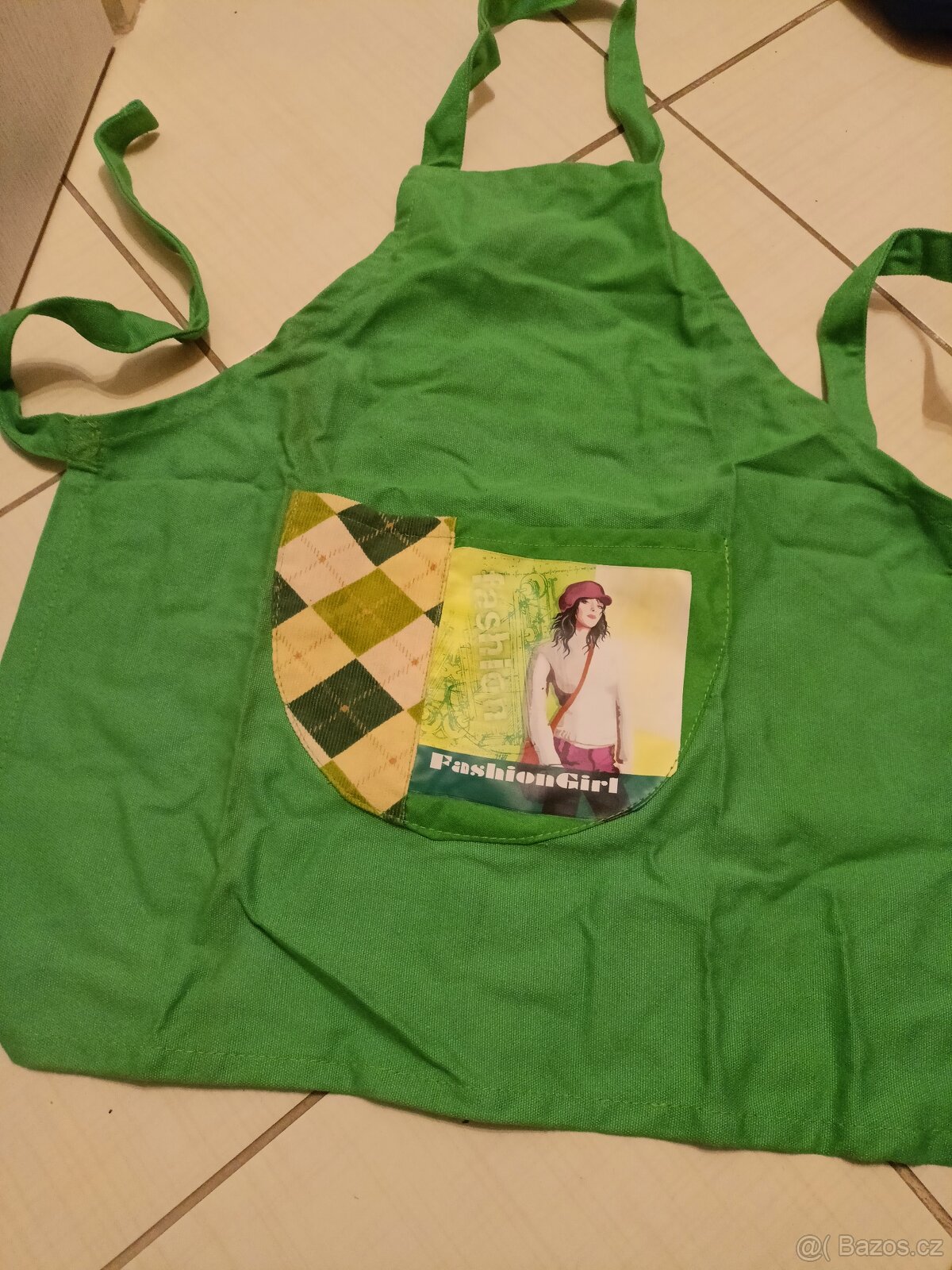 kostýmy na karneval-vánoční kravata,zástěra,žlutý pásek - 4