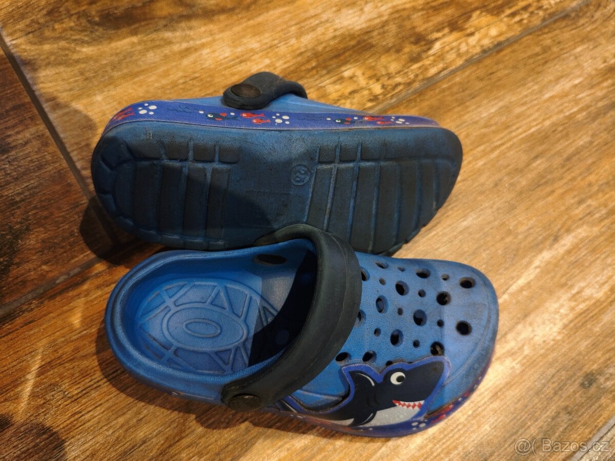 Chlapecké crocsy a sandálky - 4