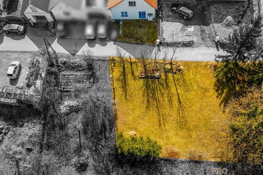 Dům pro bydlení nebo podnikání s pozemkem na parkování kouse - 4