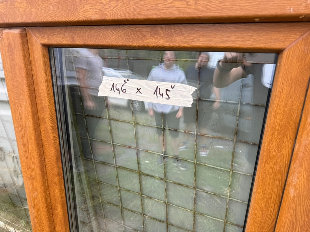 Plastové okna trojsklo, zlatý dub/bílá různé rozměry - 4