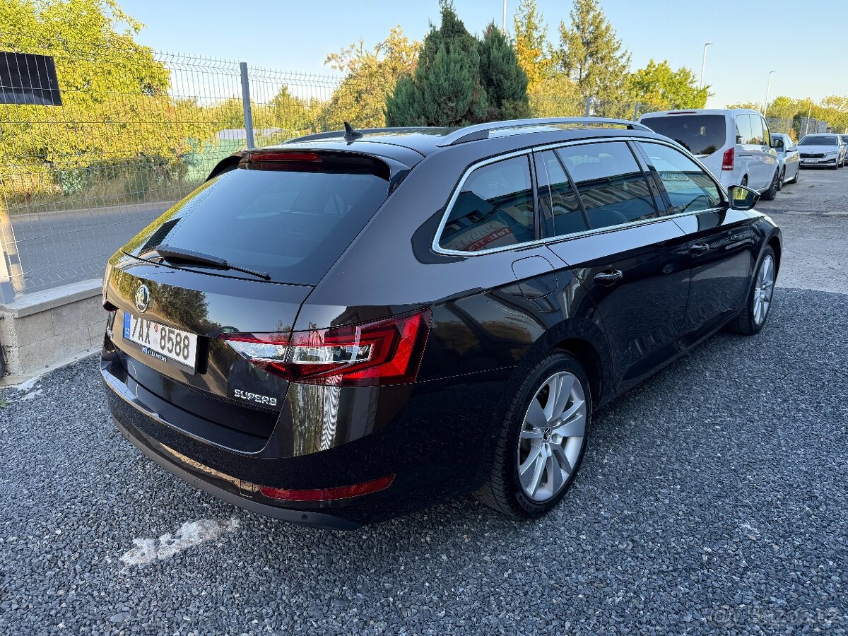 Škoda Superb, 2.0TDI 110kW. Laurin & Klement - 4