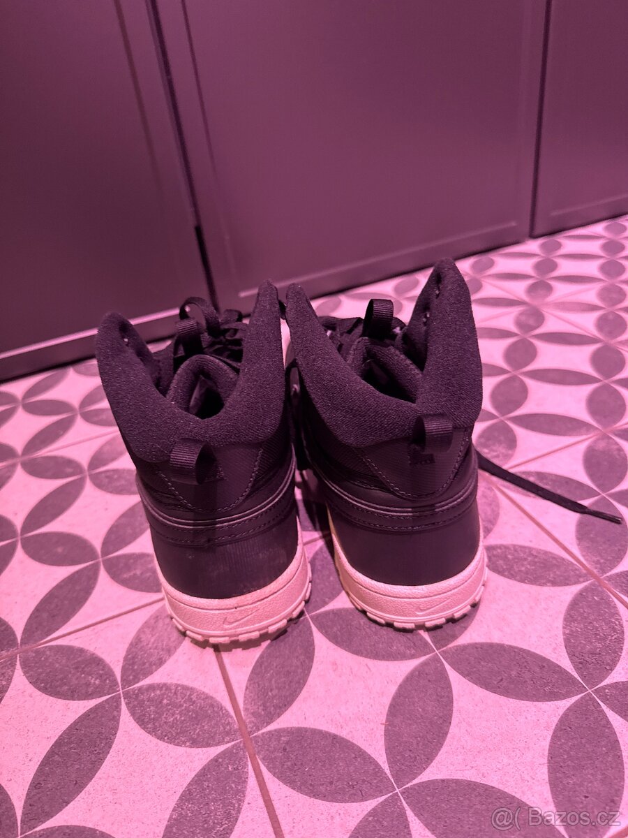 Boty Nike velikost 44 TOP STAV - 4