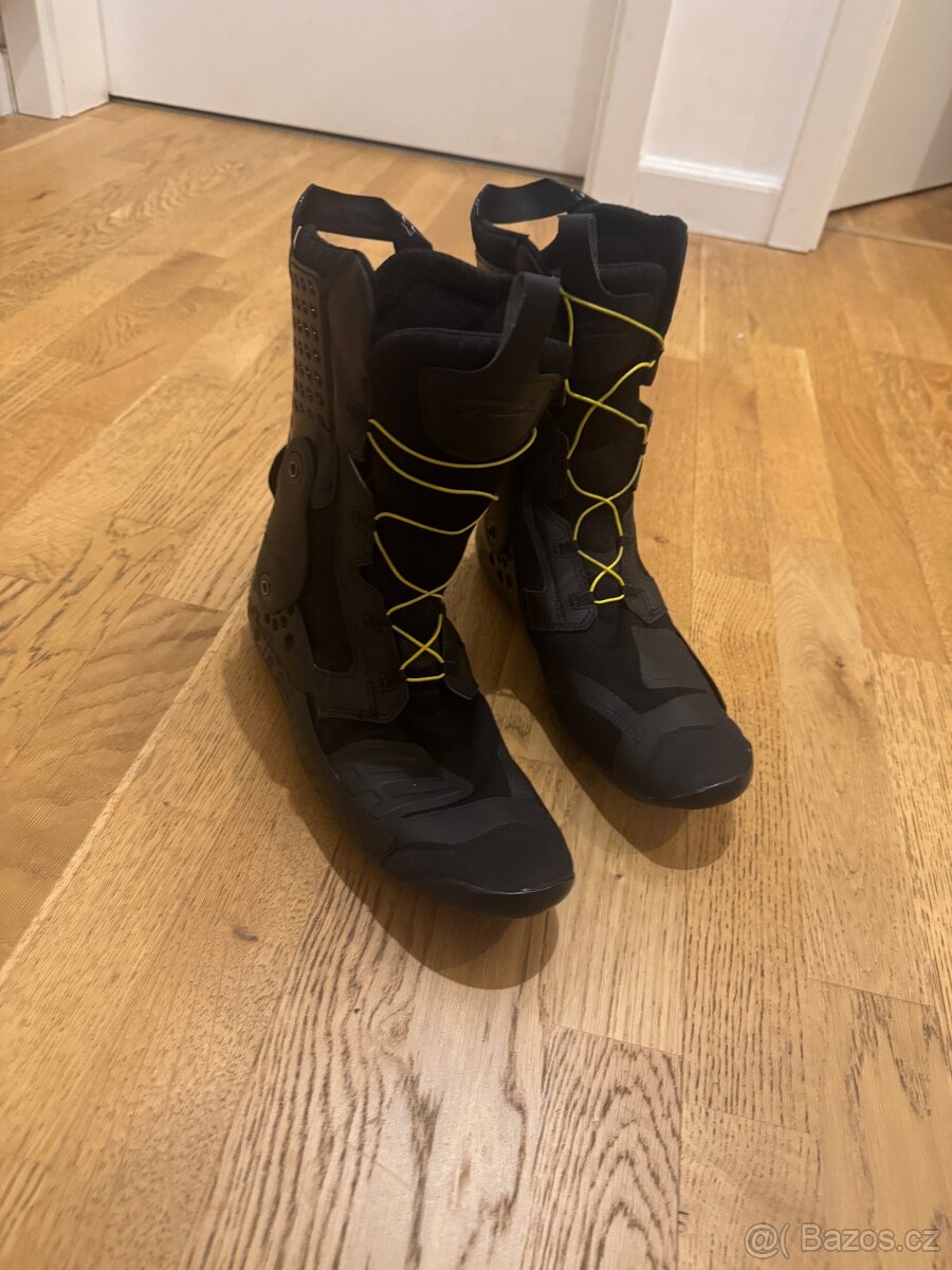 Alpinestars Supertech R Vel. 43 - 4