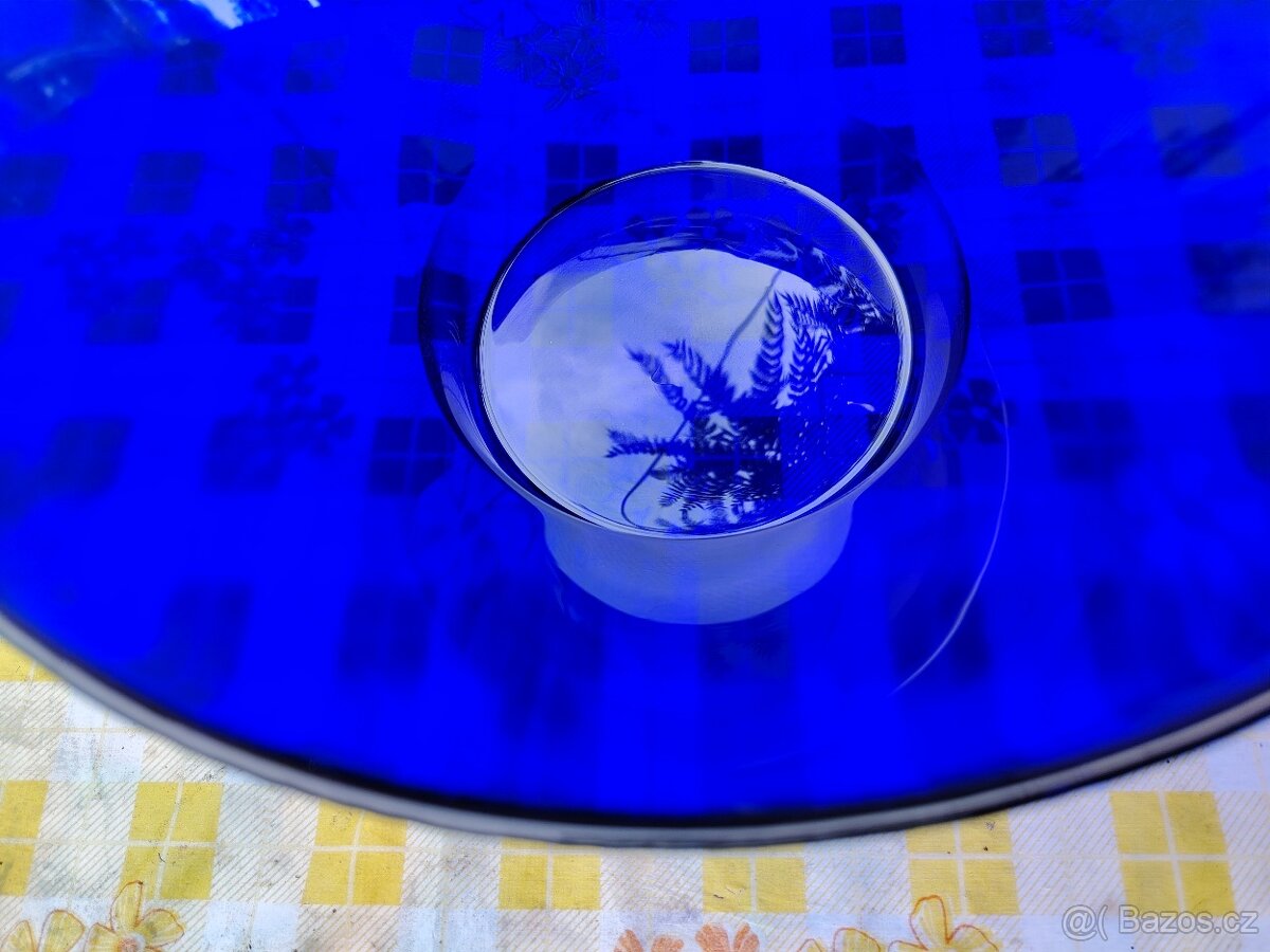 Modrá skleněná mísa na ovoce - 4