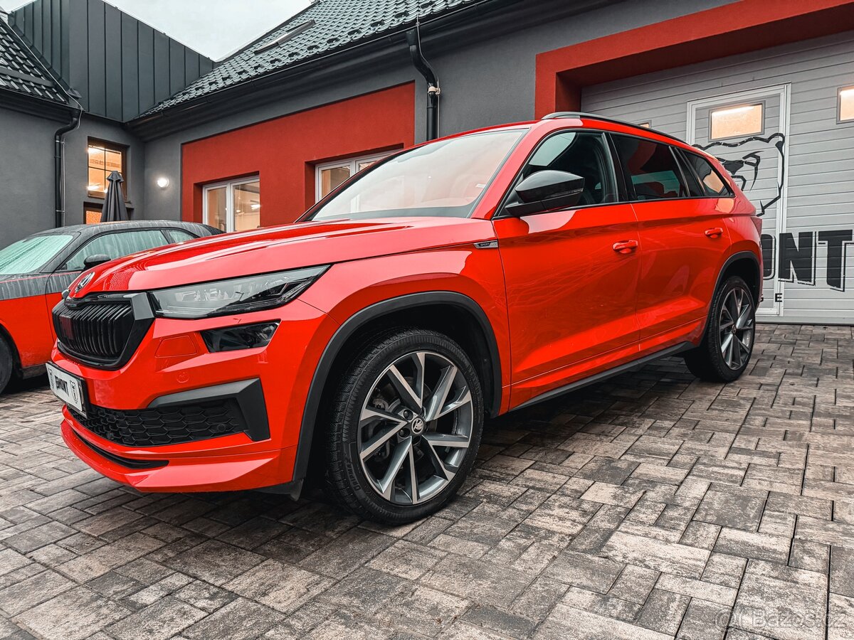 ŠKODA KODIAQ SPORT LINE / ZARUKA / DPH / 7 míst - 4