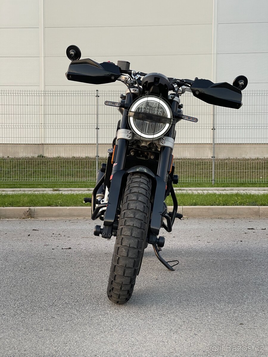 Husqvarna Svartpilen 125 2023 11 kW A1 1. majitel - 4