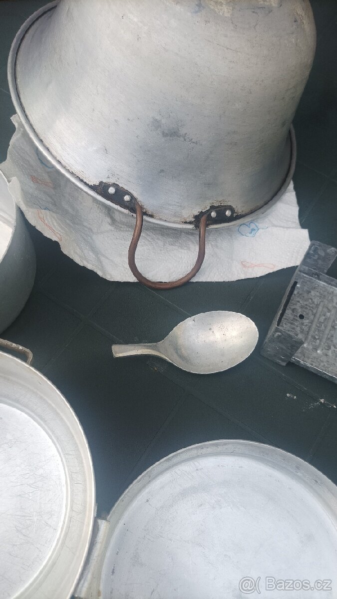 KOTLÍK + EŠUS A VAŘIČ NA LÍH. - 4