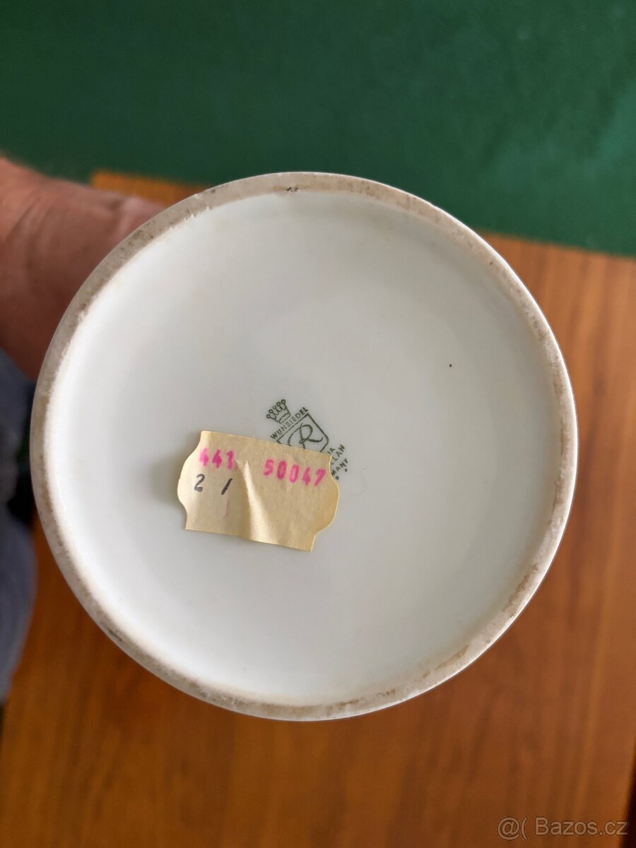 Porcelánová váza - 4