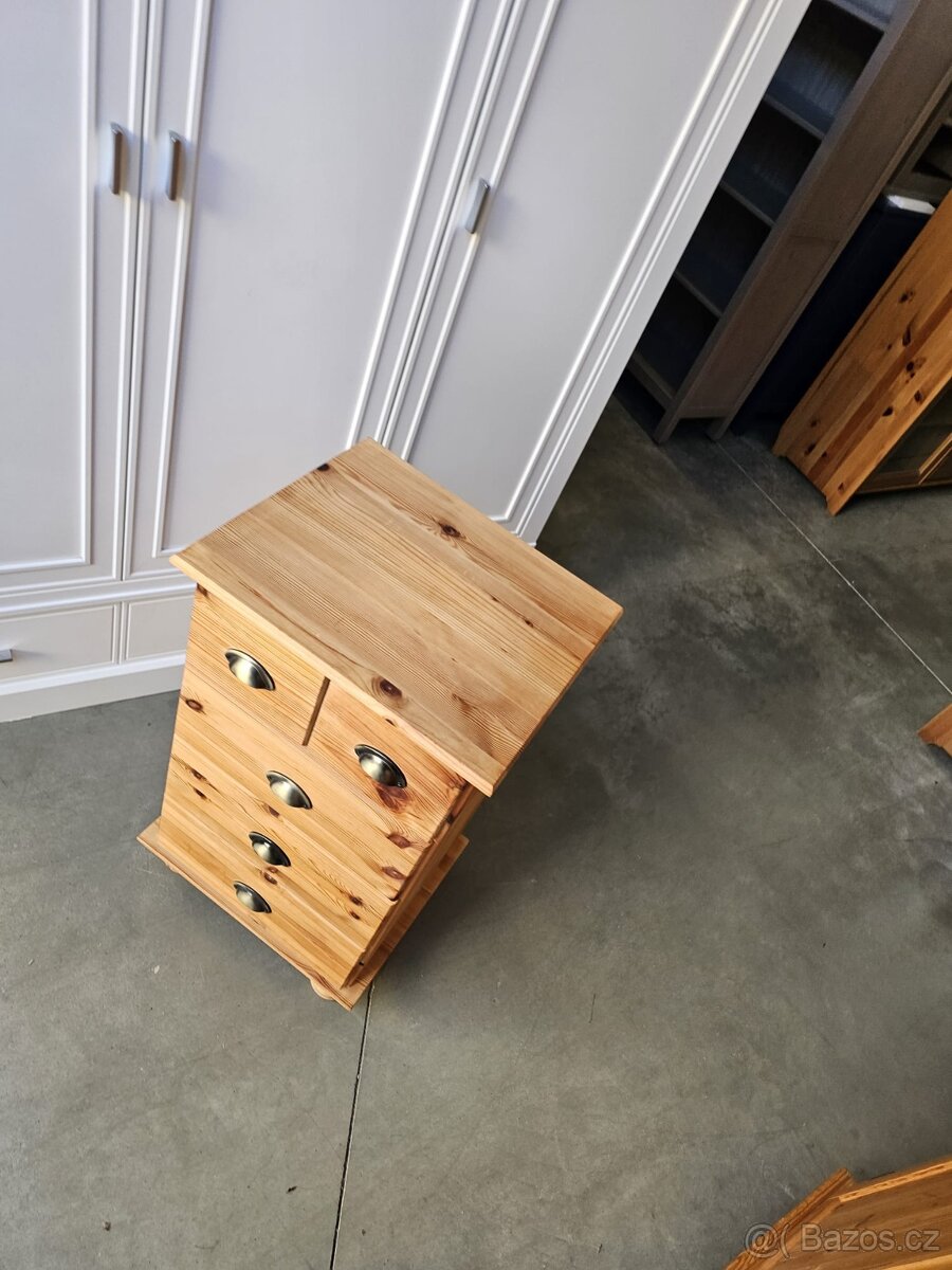 CELODŘEVĚNÁ KOMODA - 4