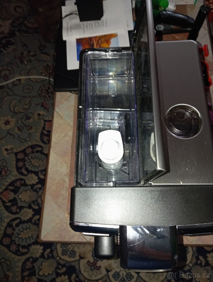 Pprodej. Původní cena byla 11450kc. Italský výrobce (Milano) - 4