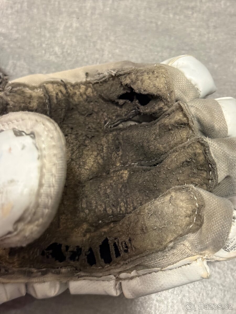 Hokejové rukavice - 4