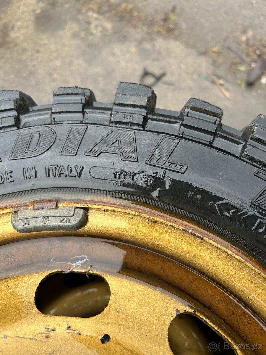 Prodám PNEU 185/65 r15 EXTREME RADIAL
