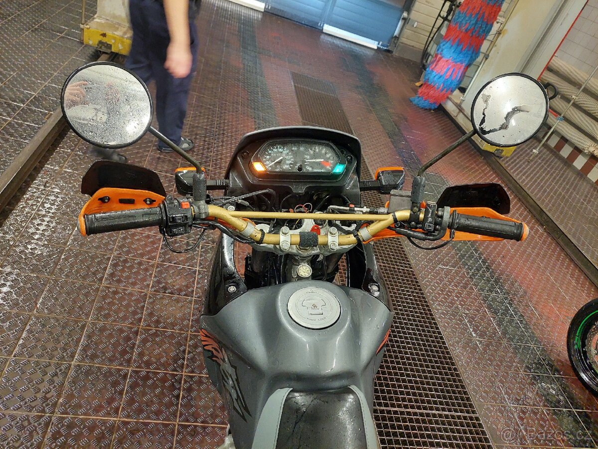 Prodám honda dominator nx 650