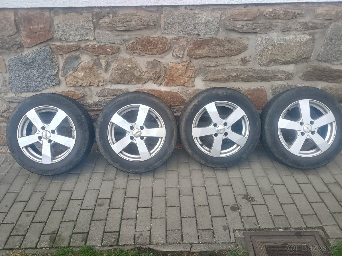 Zimní pneu 205/60 R16 + ALU disky 6,5J x 16 - 4