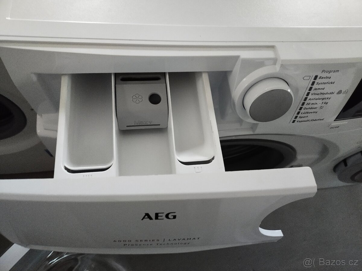 Prodám ZANOVNI digitální pračku značky AEG na 8 kg--DOVEZU-- - 4