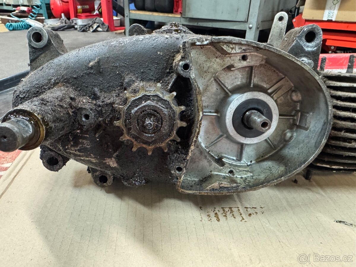 Motor jawa 05 top - 4