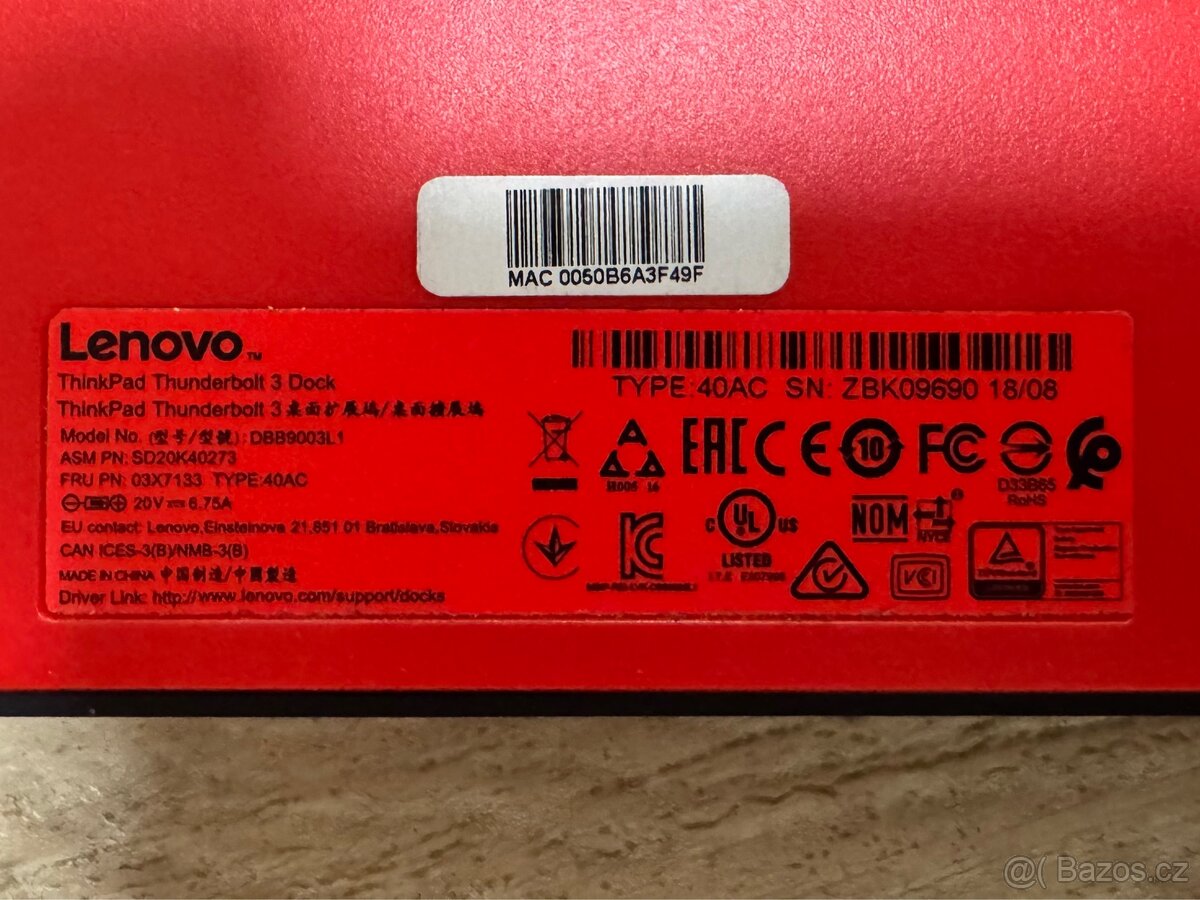 Lenovo ThinkPad Thunderbolt 3 Dock (Type 40AC) - 4