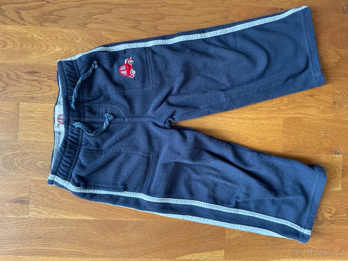 Kalhoty, tepláky - vel. 92 - 98, 2 - 3 roky - 4