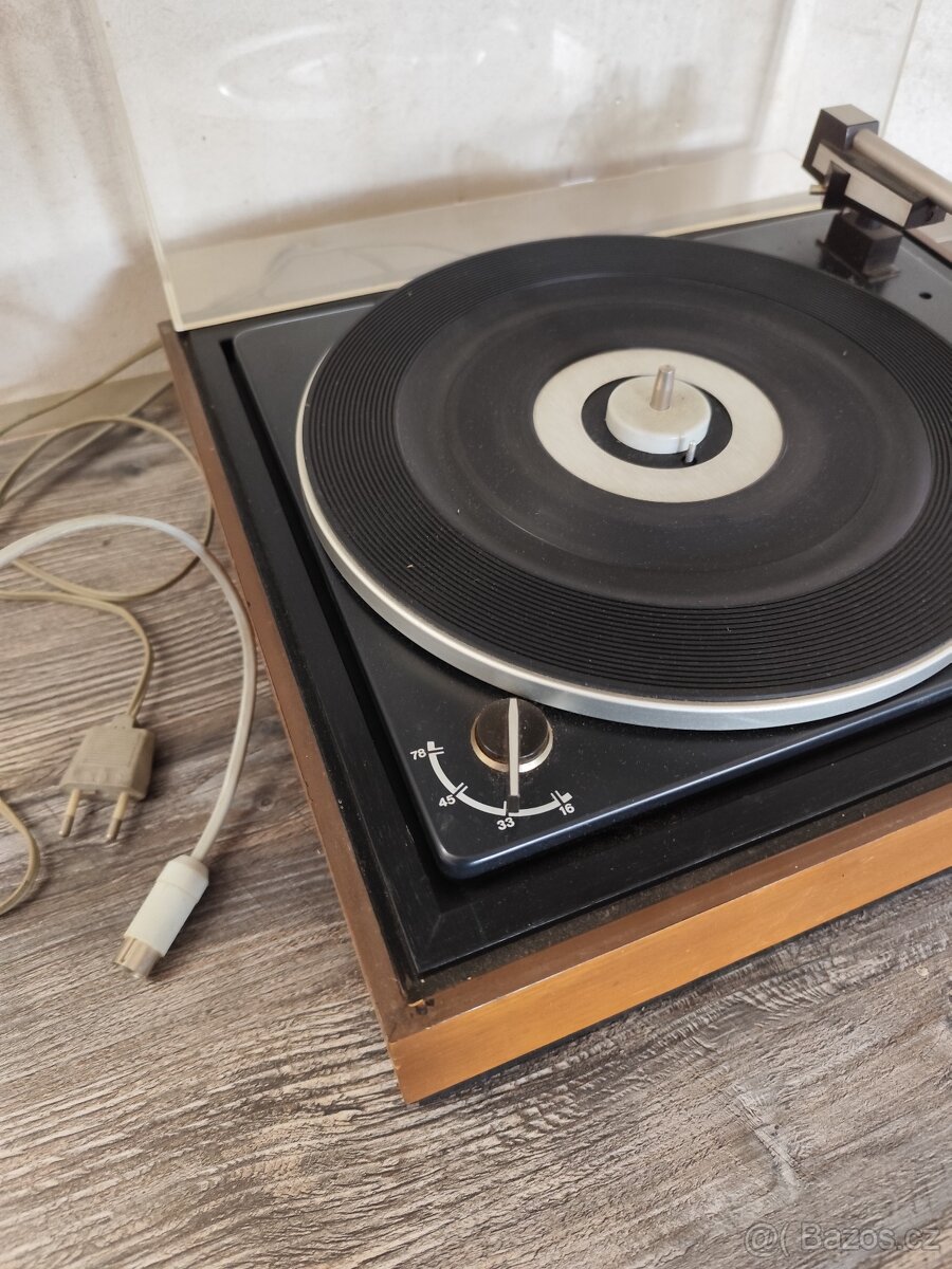 Gramofon Perpetuum Ebner PE 2010 - 4