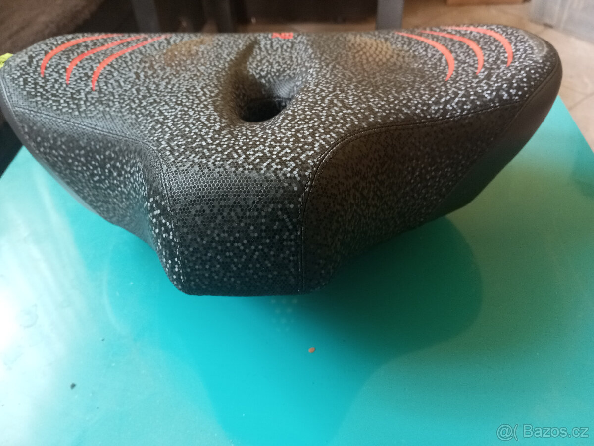 Sedlo odpružené - 4