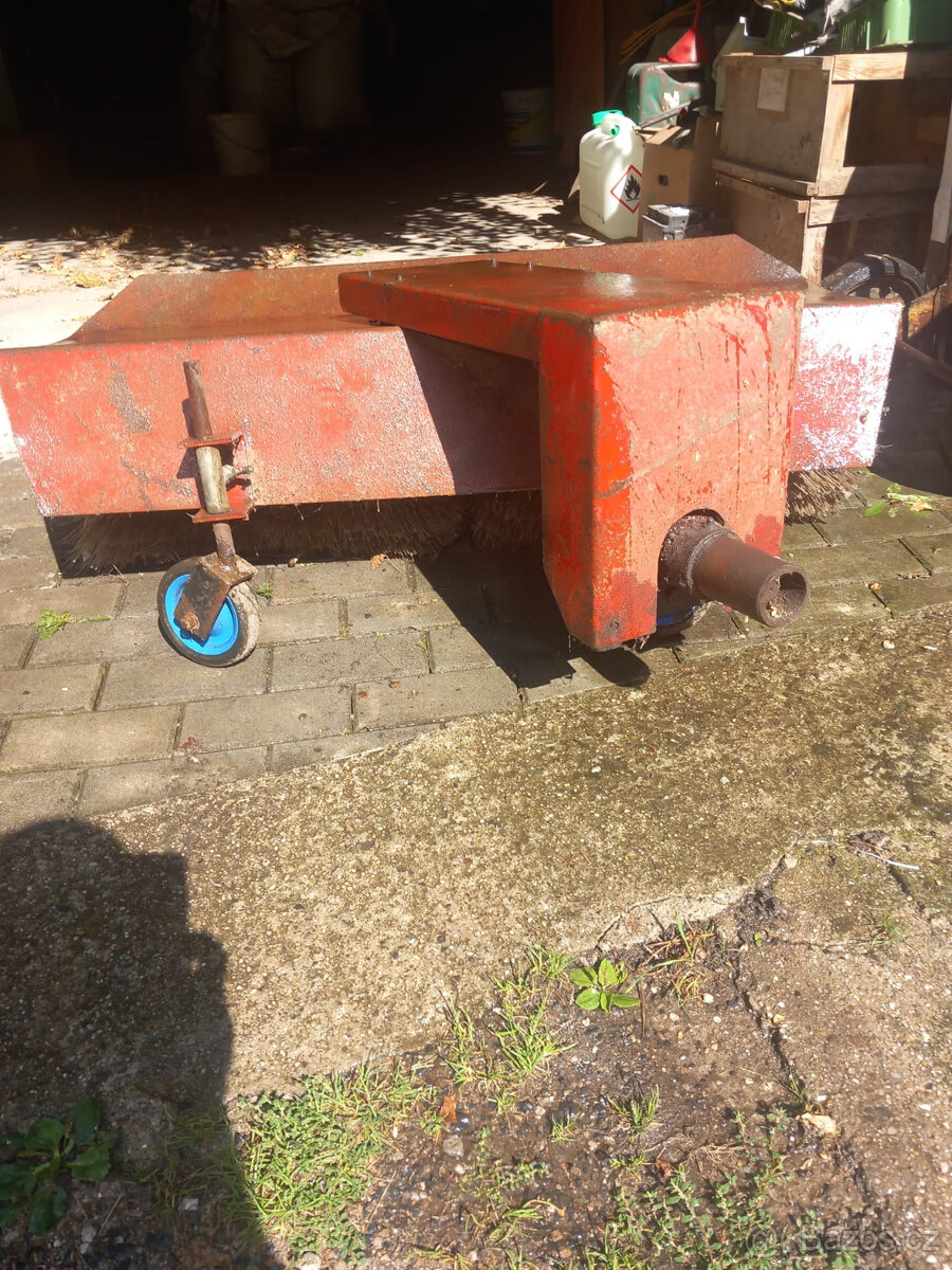 VARI zametací kartáč - 4