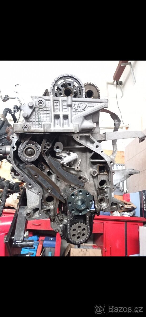 BMW N47D20a motor po servisu - 4