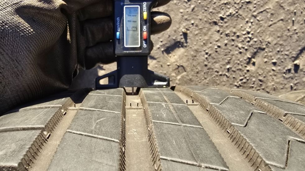 Letní pneu 225/50/17 Hankook - 4