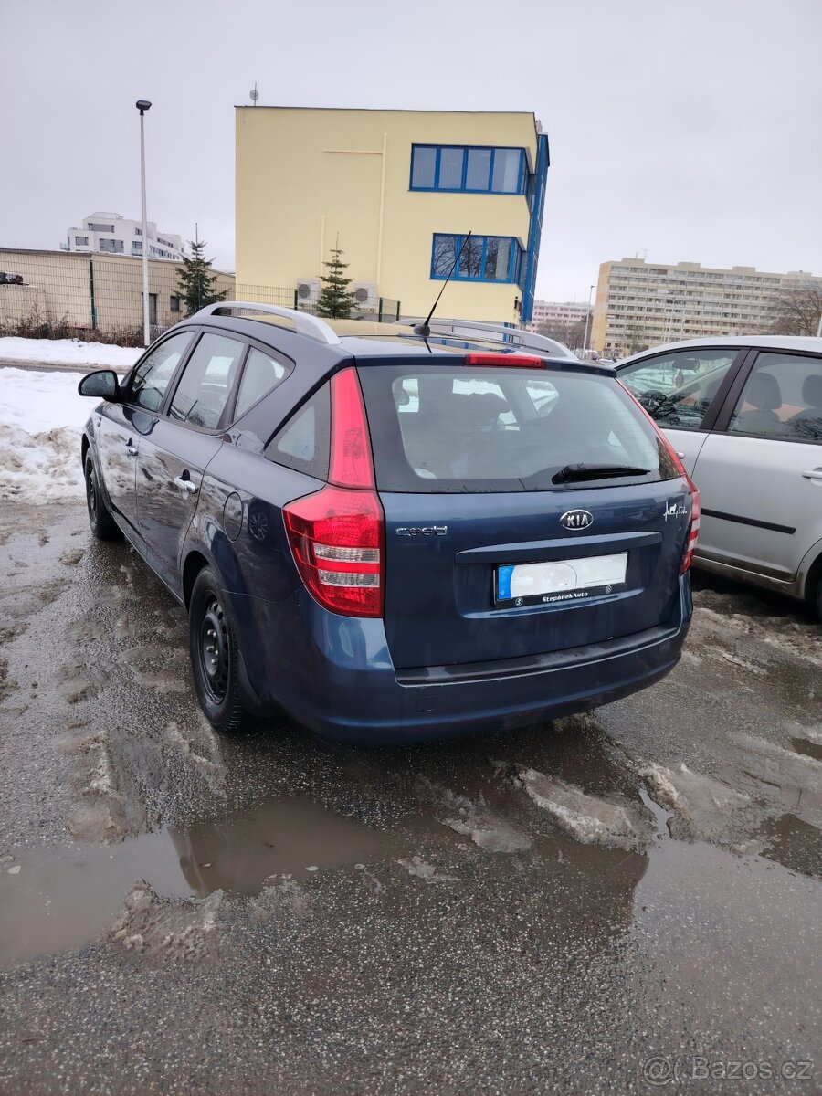Kia ceed 2007 1,4 benzín - 4