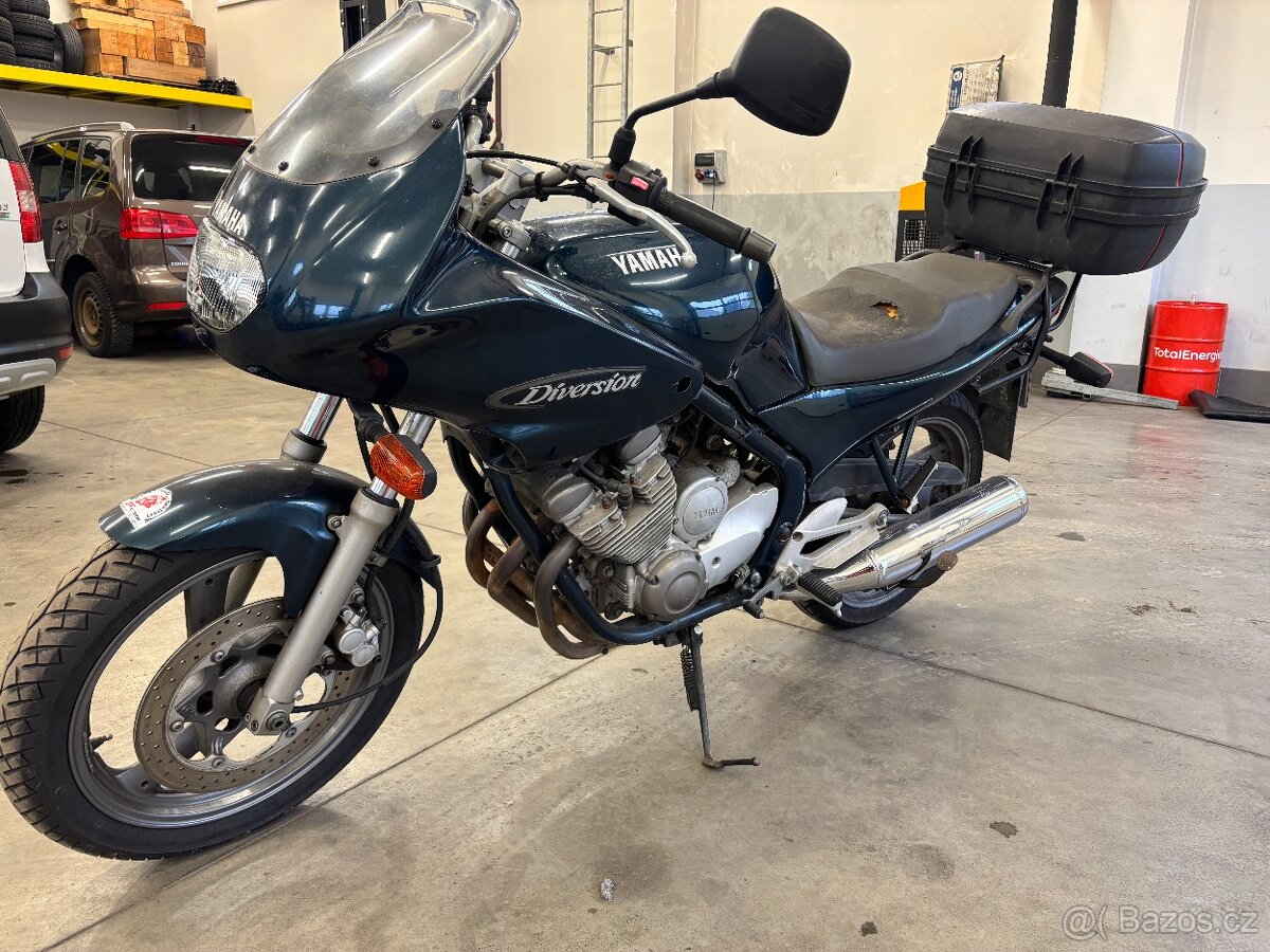 Yamaha Diversion - 4