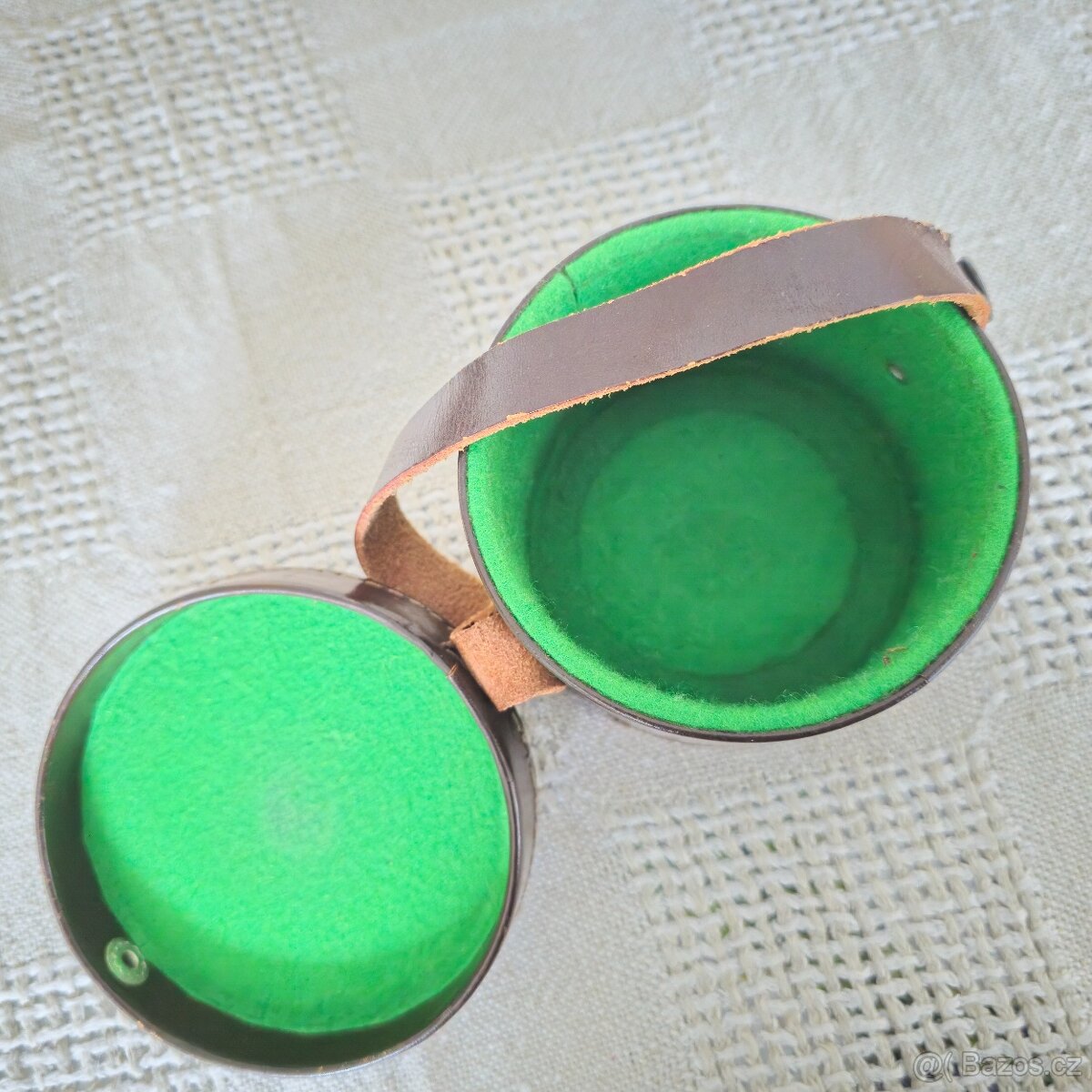 Retropouzdro na objektivy - 4