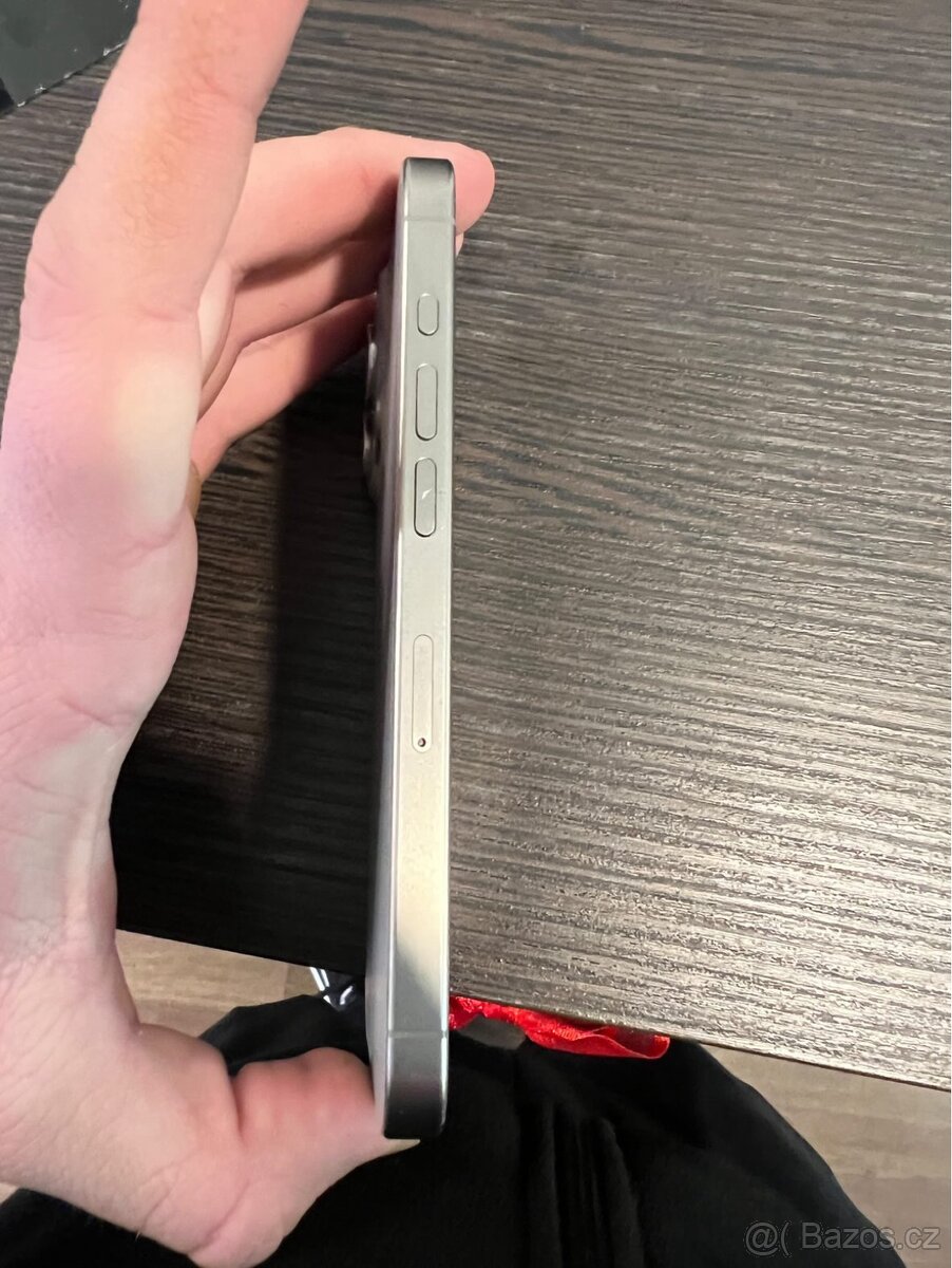 Iphone 15 pro 256gb - 4