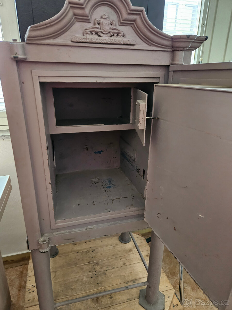 TREZOR - POPELKA - 4