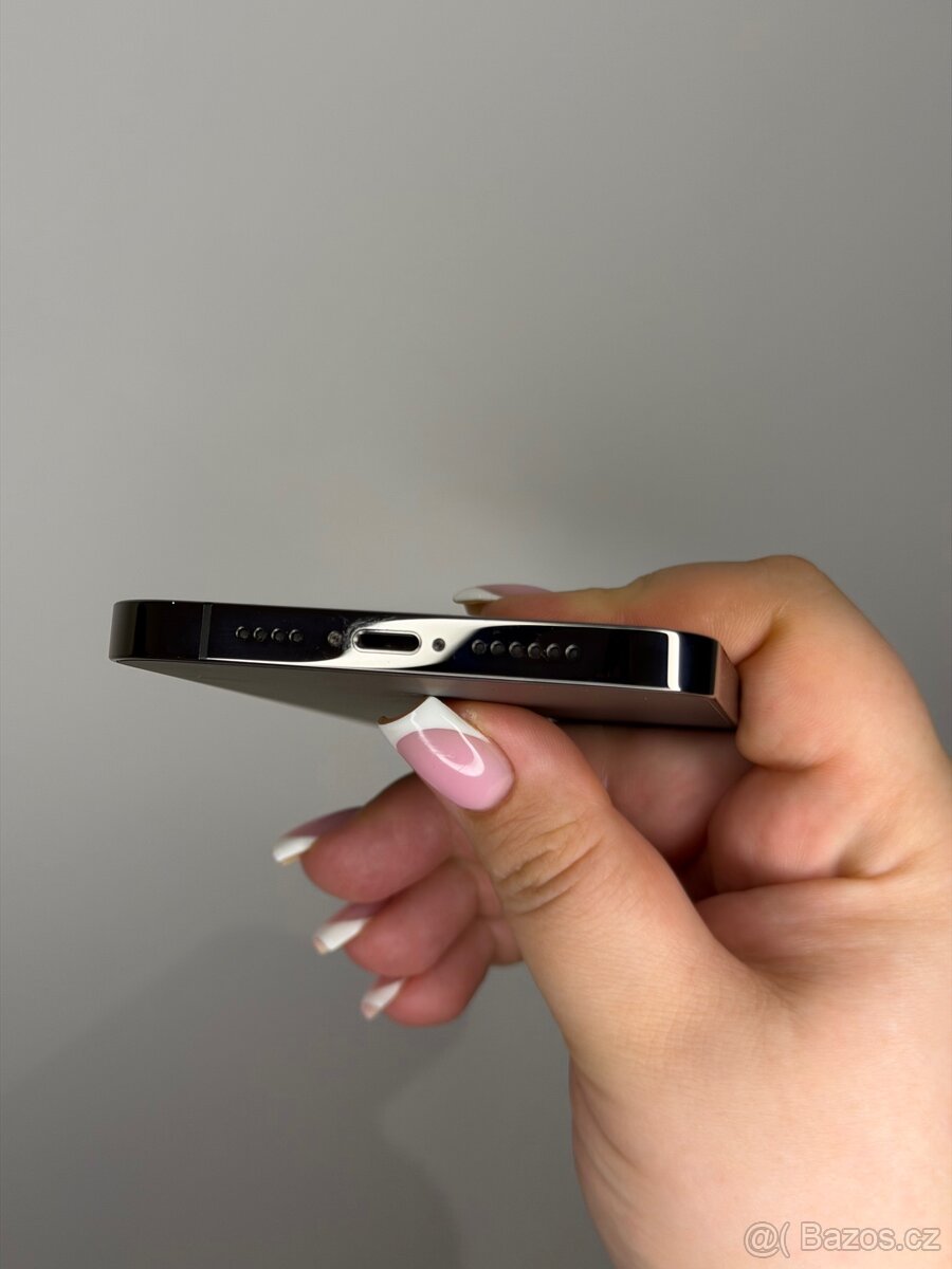 iPhone 13 Pro Max 128 Gb Graphite - 4