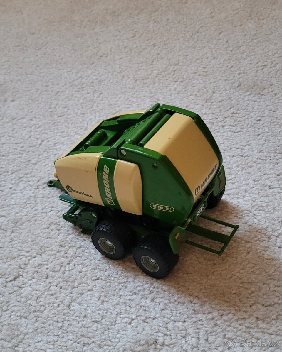 Siku Farmer prasa Krone Comprima V150XC 1:32 - 4