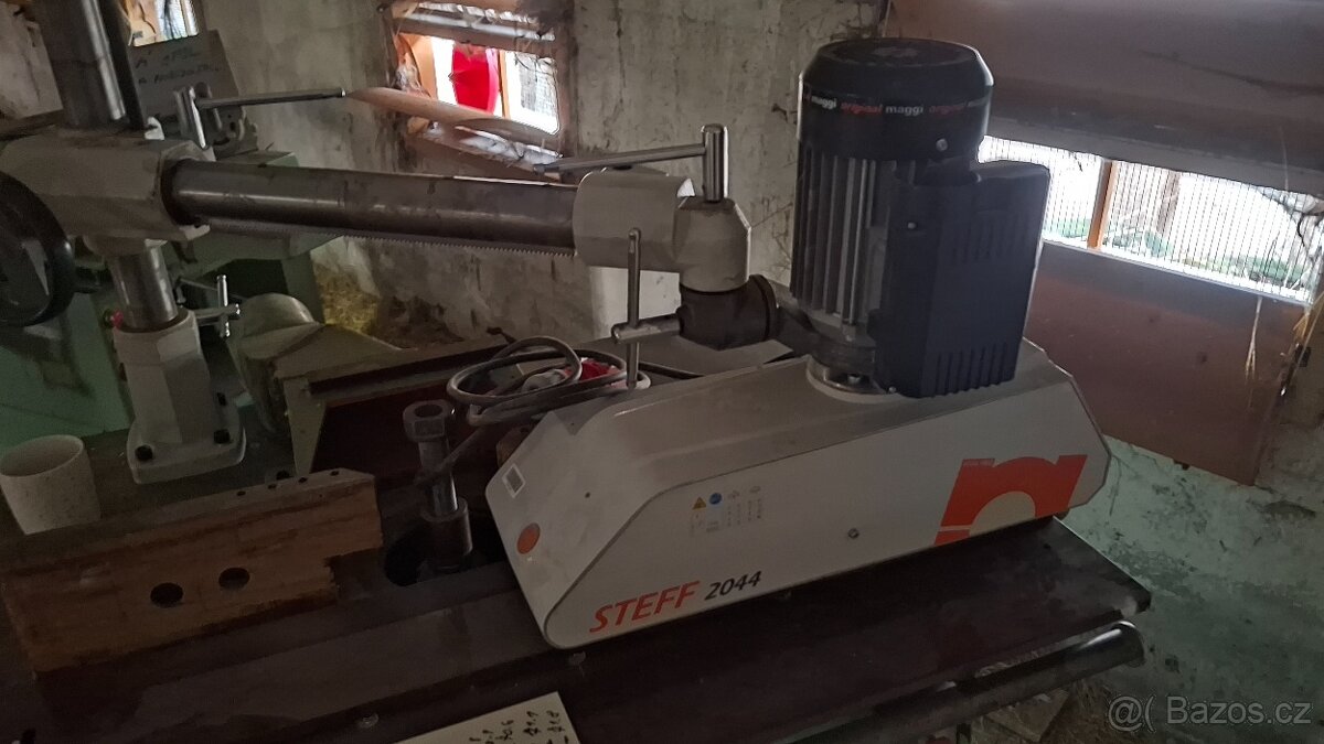 Spodní frézka,Formátovací pila - 4