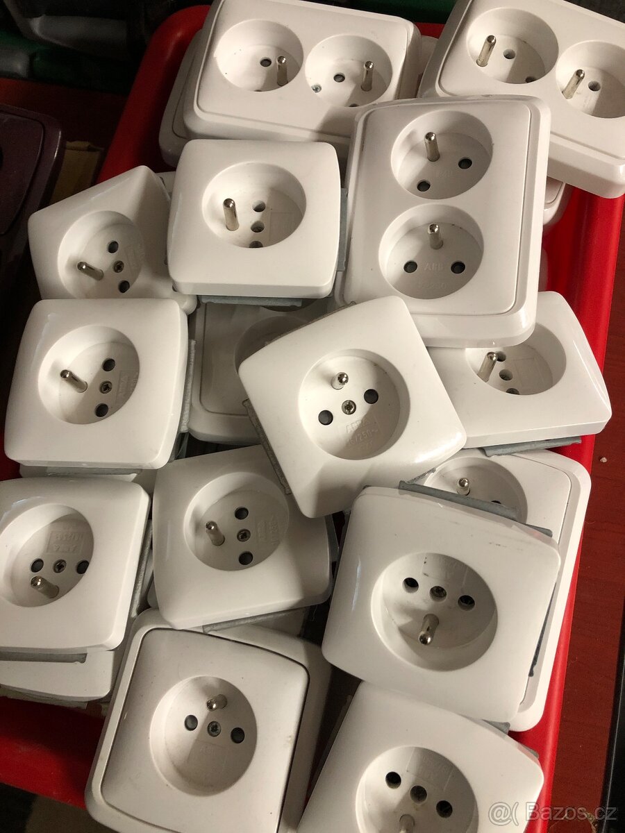 Zásuvky tango ABB - 4