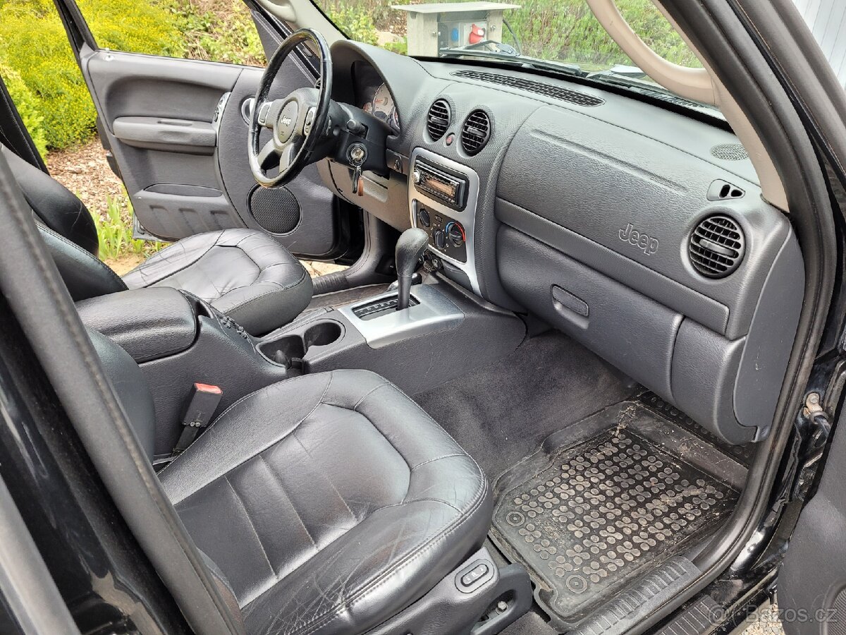 Jeep Cherokee (KJ) 3.7V6