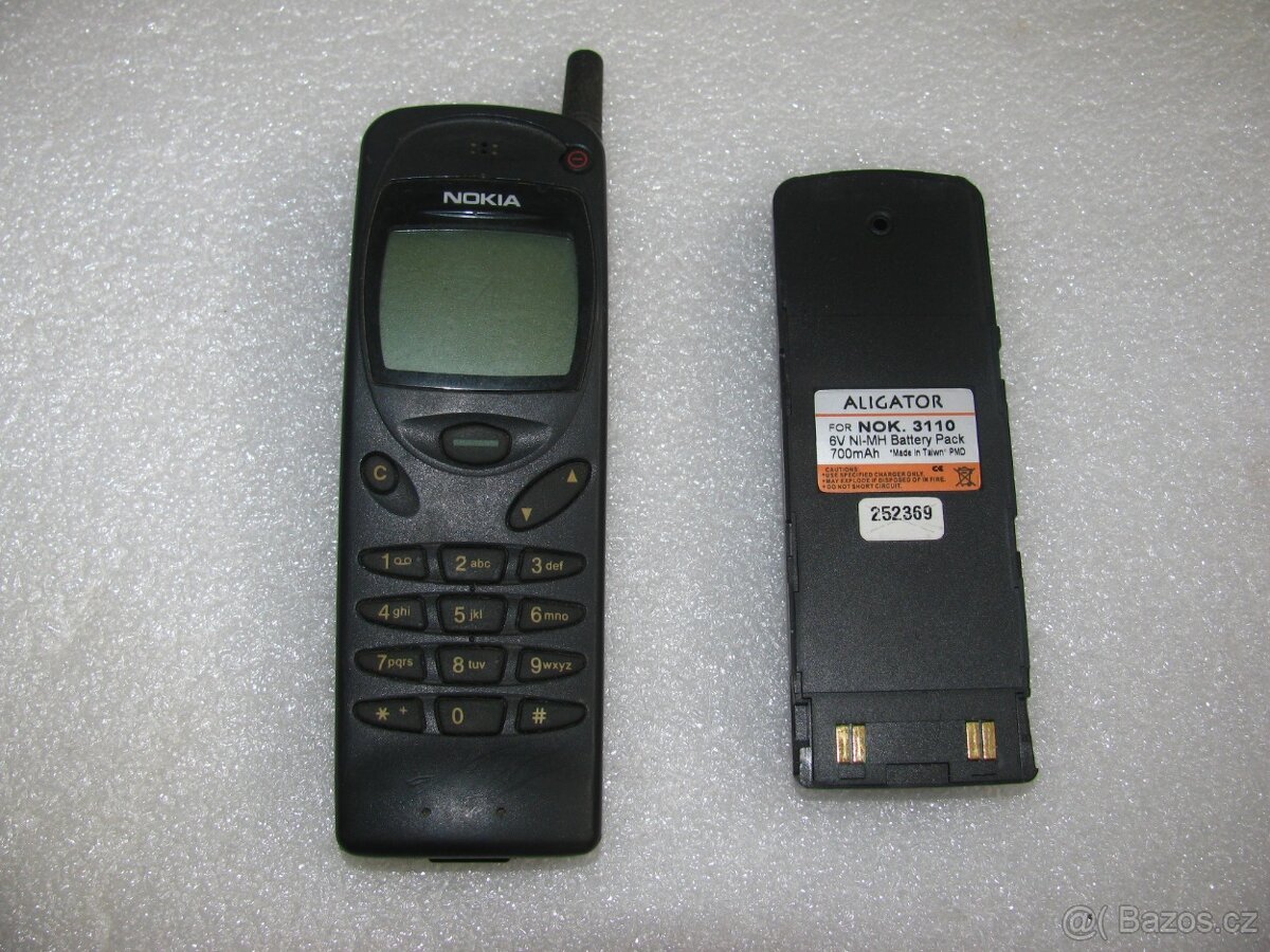 ericsson a 1018 s, nokia - 4