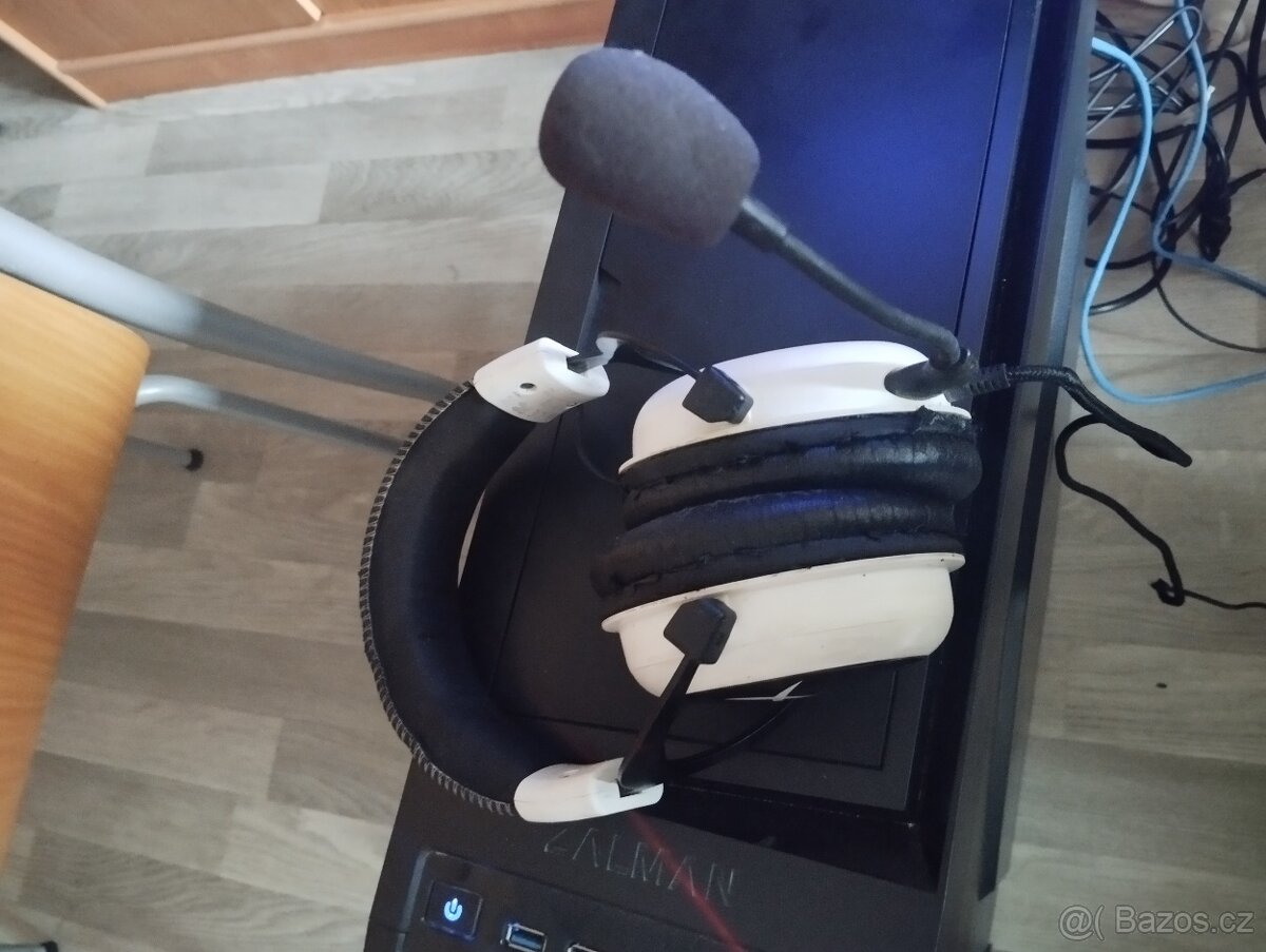 Herní počítač - 4
