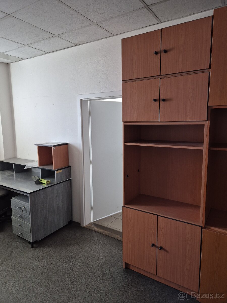 Kancelářský nabytek - 4