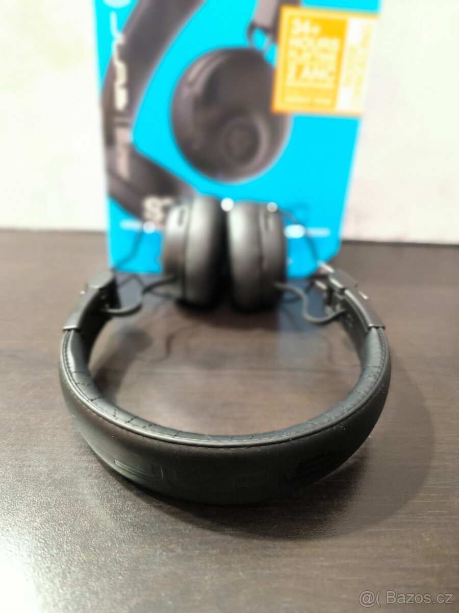 Sluchátka JLAB studio ANC - 4