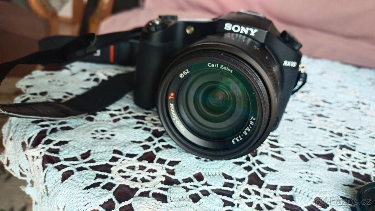 fotoaparát SONY DSC-RX10 - 4