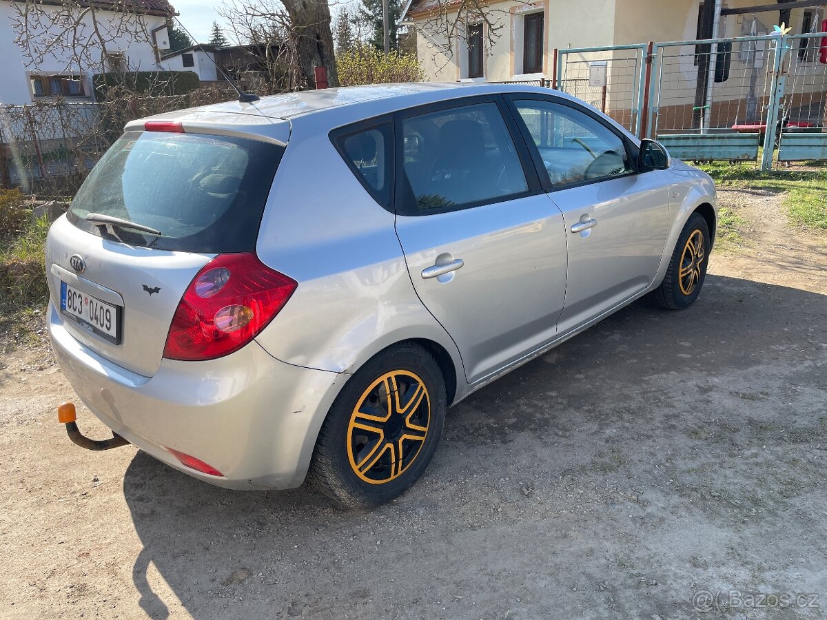 Kia Ceed 1.4 80kW na ND - 4