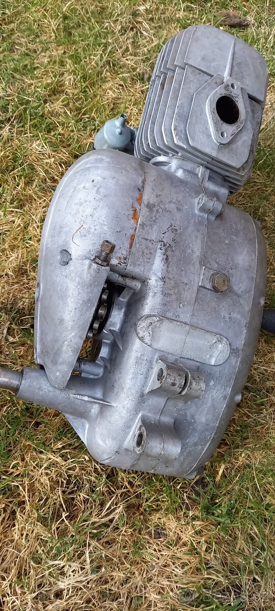 Jawa Pionýr 05 - motor - 4