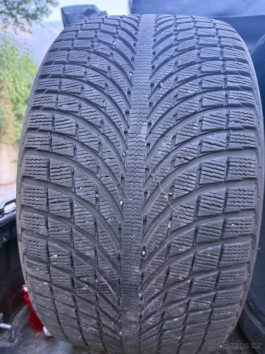 Pneu zimní 295/35 r21 - 4